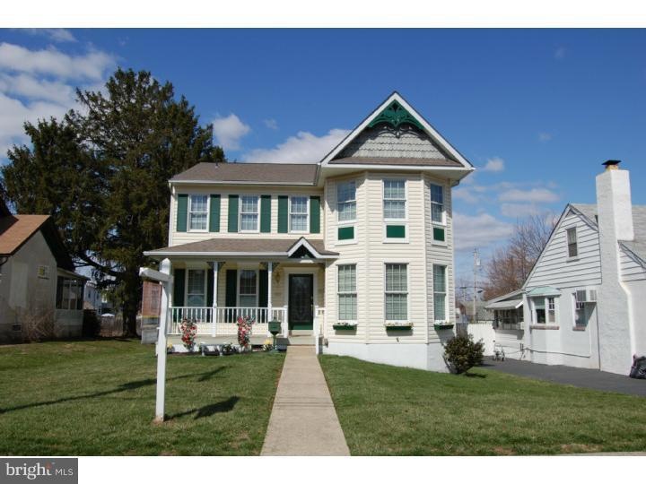 612 Walnut St, Lansdale, PA 19446 - photo 1