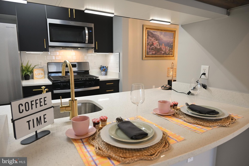 Under Contract $289,900