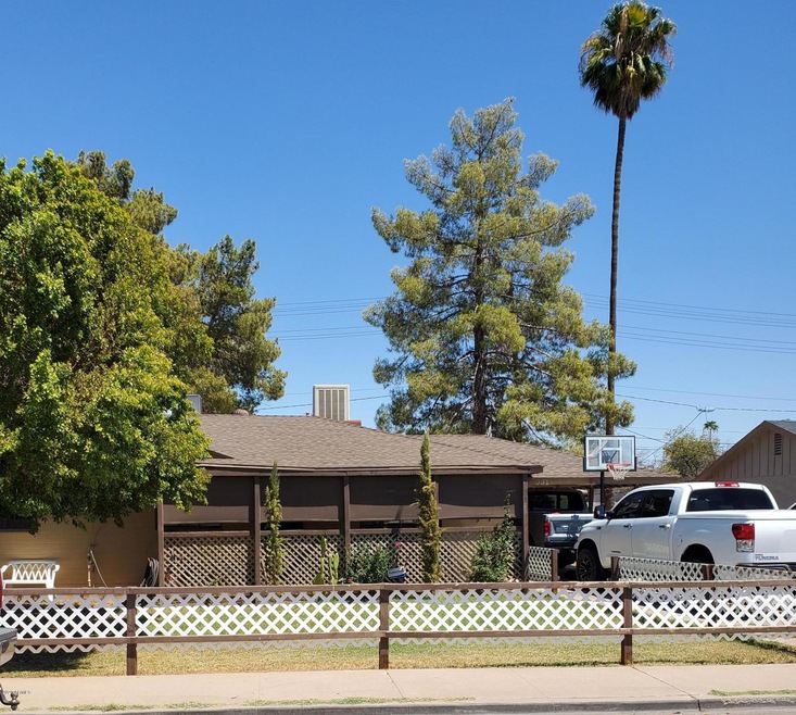 931 S Sirrine, Mesa, AZ 85210 - photo 1