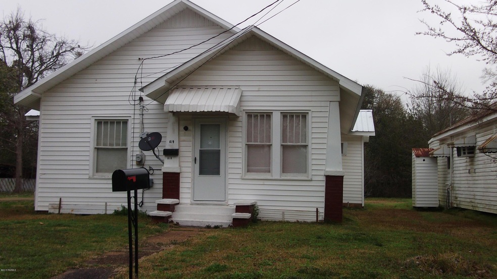 619 E. WASHINGTON