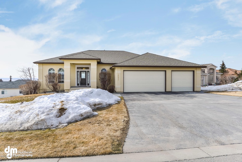 16622 Southcliff Circle