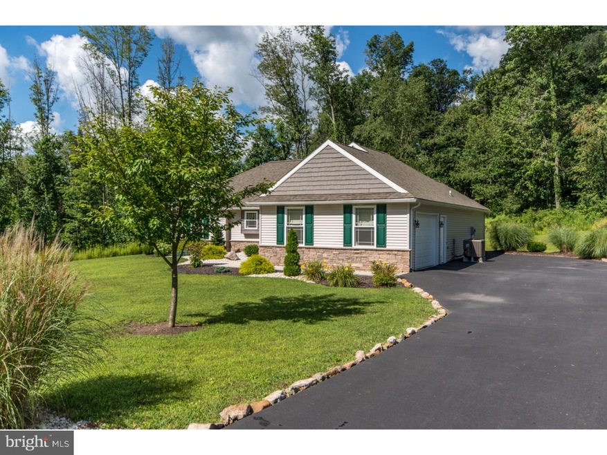 20 Cedar Creek Dr, Ashland, PA 17921 - photo 1