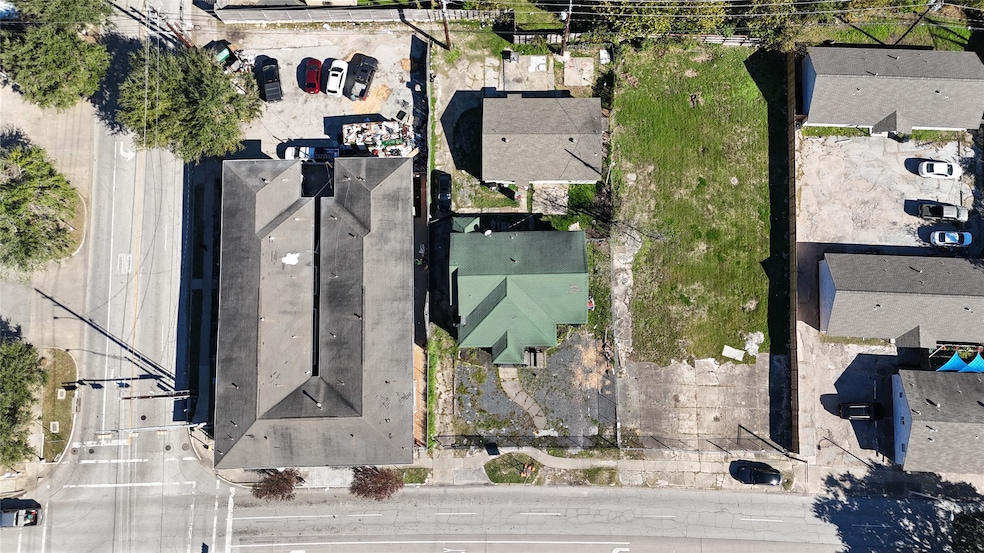 2407 Southmore Blvd unit 3, Houston, TX 77004 - photo 1