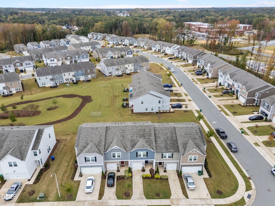 929 Clearhaven Ln, Fuquay Varina, NC 27526 - photo 1