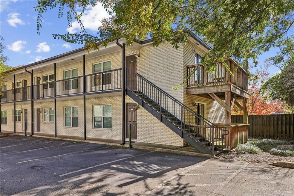 Gateway Courtyard unit 325, Atlanta, GA 30305 - photo 1