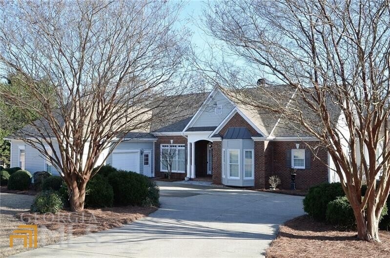 One level ranch home designed specifically to capt