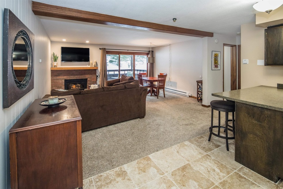 118 Gateway Ct unit 5, Mendon, VT 05701 - photo 1