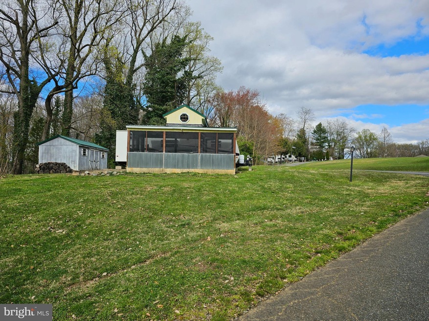 122,125 Cold Foote Cooh Ln unit GLEN 2, Earleville, MD 21919 - photo 1