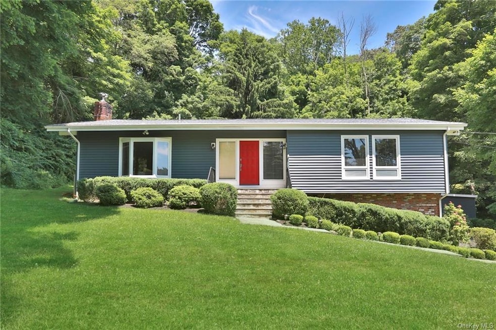 32 Brookwood Rd, Bedford, NY 10506 - photo 1