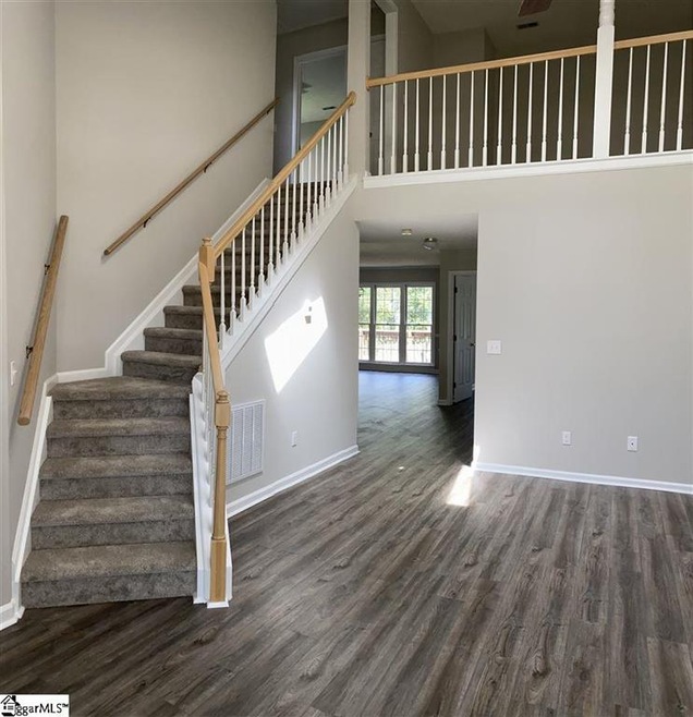 9 Hyde Park Ln, Mauldin, SC 29662 - photo 1