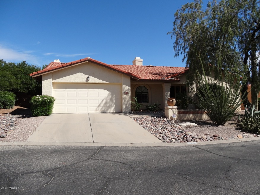 5714 N VIA UMBROSA