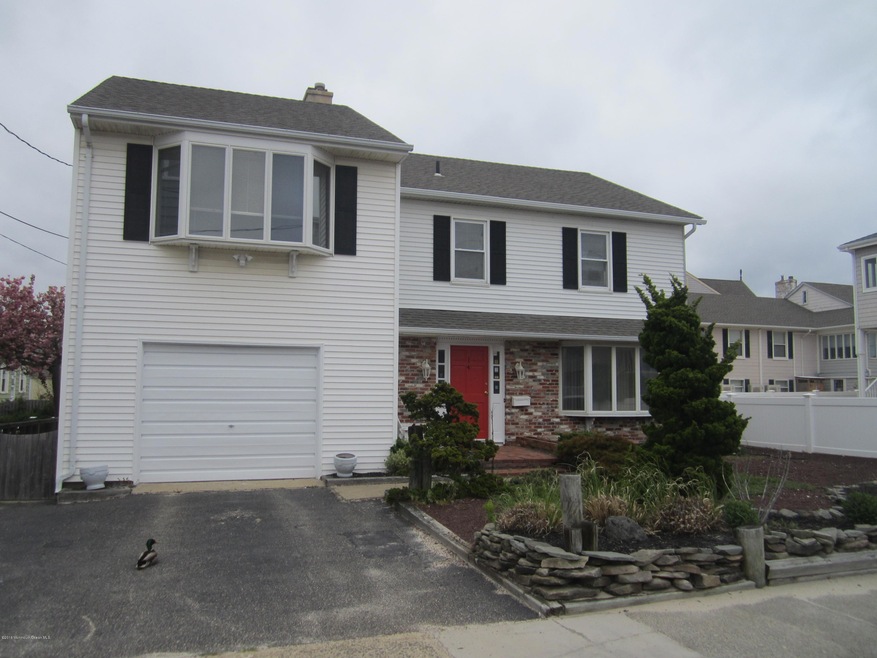 14 1st Ave, Seaside Park, NJ 08752 - photo 1