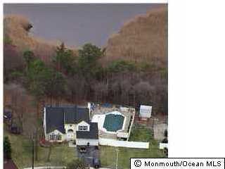 79 Holly Tree Ln, Toms River, NJ 08753 - photo 1