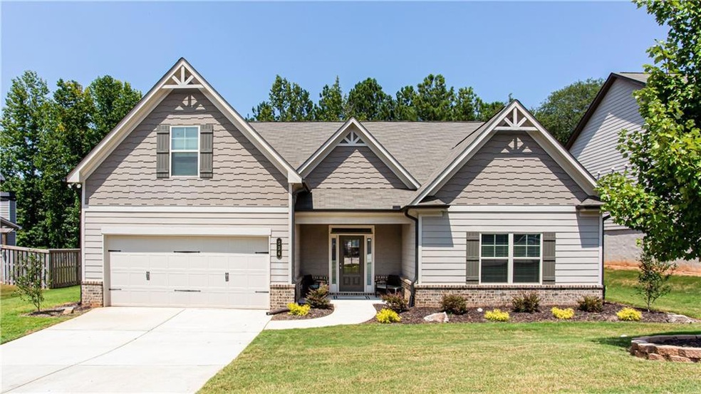 534 Wilbur Dr, Hoschton, GA 30548 - photo 1