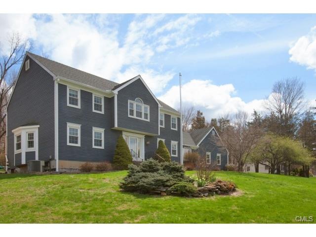 36 Cedar Vale Dr, New Milford, CT 06776 - photo 1