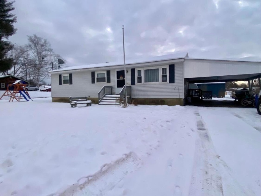 15 Suzanne St, Lewiston, ME 04240 - photo 1