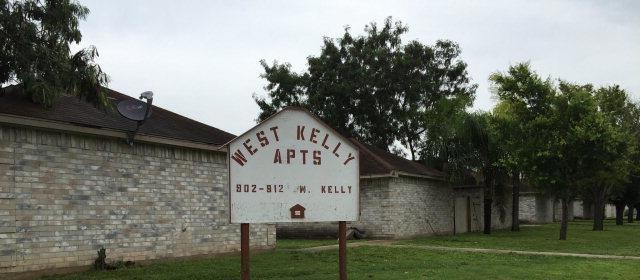 902 W Kelly Ave, Pharr, TX 78577 - photo 1