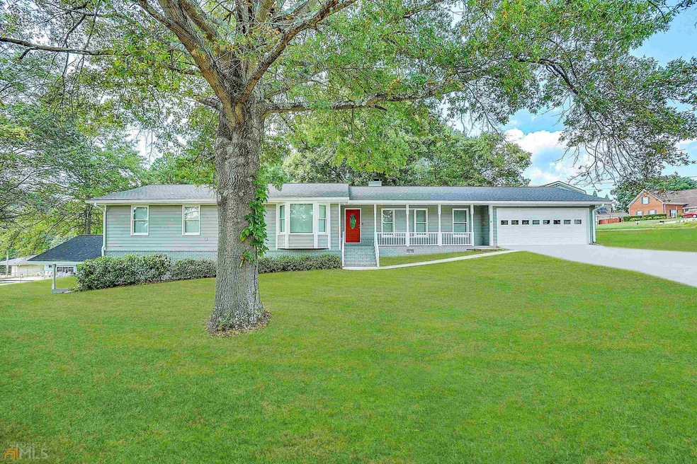 4395 Riverside Dr SW, Lilburn, GA 30047 - photo 1