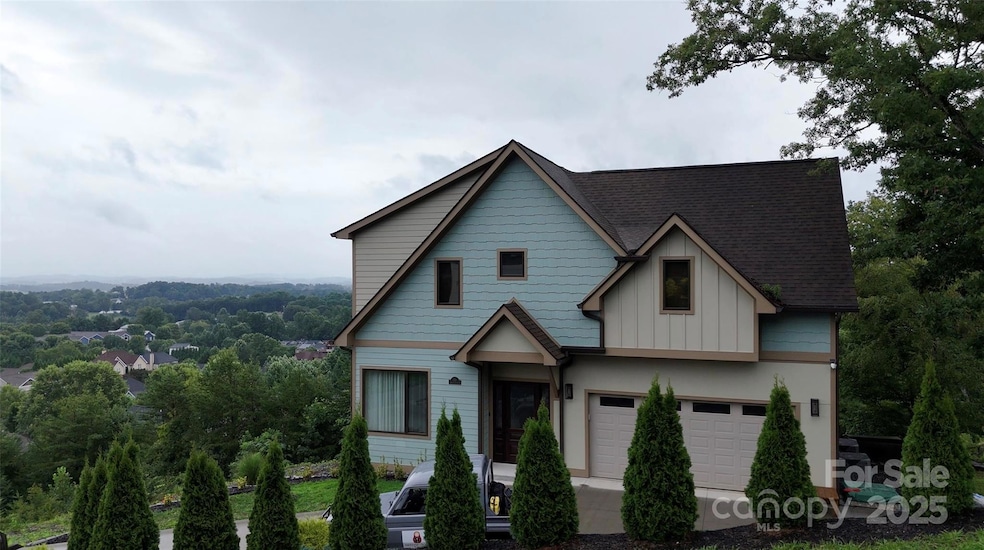 Sold $1,575,000 • Co-Listing Agent