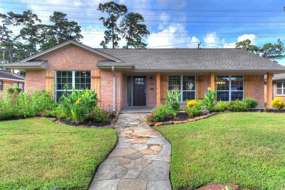 6435 Cindy Ln, Houston, TX 77008 - photo 1