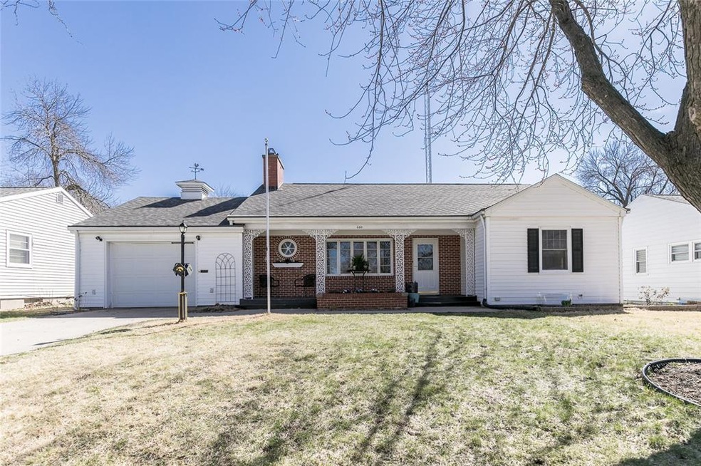 440 32nd St SE, Cedar Rapids, IA 52403 - photo 1