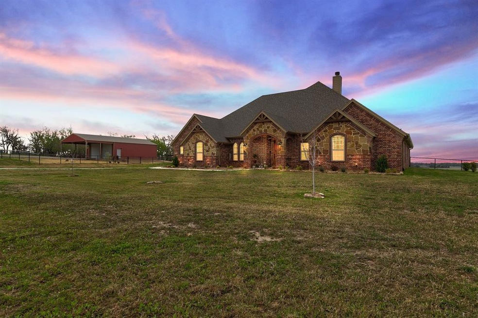 106 Doc Ballard Ct, Weatherford, TX 76088 - photo 1