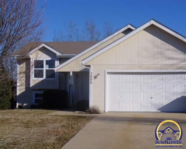 2600 SW Ancaster Rd, Topeka, KS 66614 - photo 1