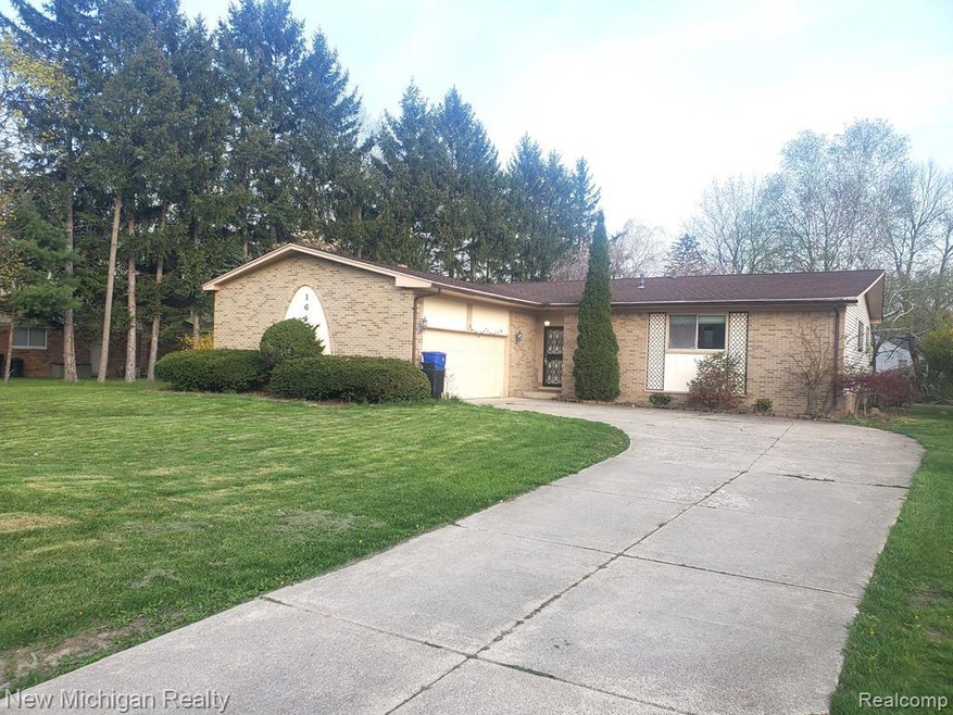 164 Bloomfield Blvd, Bloomfield Hills, MI 48302 - photo 1