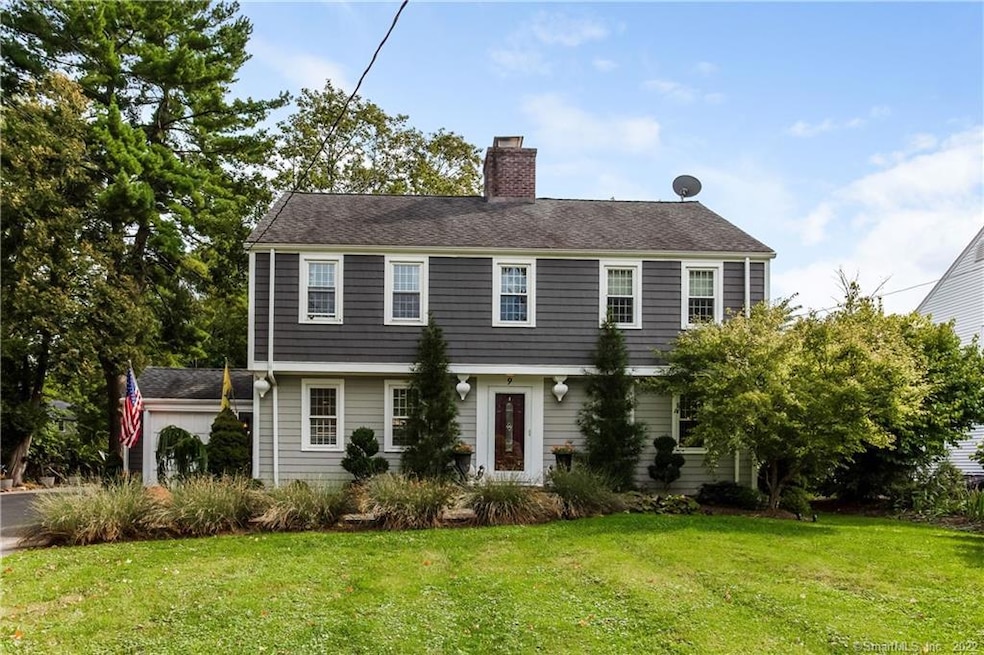 9 Walker Ln, West Hartford, CT 06117 - photo 1