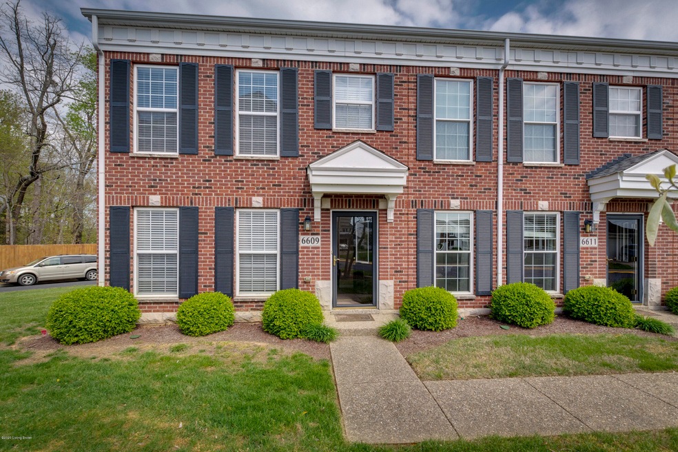 6609 Arbor Creek Dr, Louisville, KY 40228 - photo 1