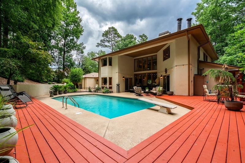 Grand home with RARE combination of owners suite o