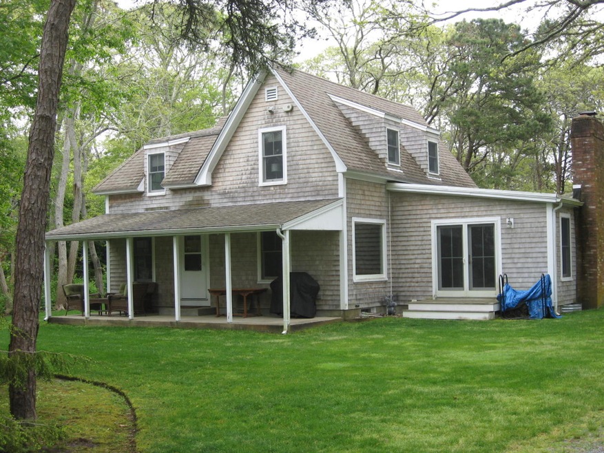 21 Upper Douglas Ln, Oak Bluffs, MA 02557 - photo 1