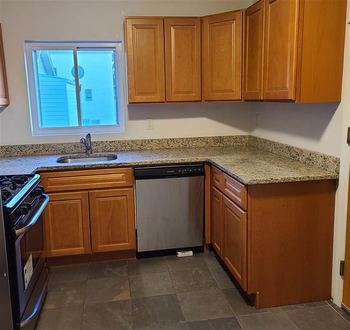 437 Elm St unit 3 L, Kearny, NJ 07032 - photo 1