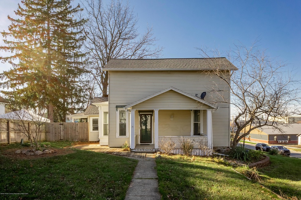 207 N Oakland St St. John's MI-2
