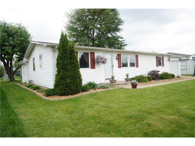 24 Pheasant Run Dr, Batesville, IN 47006 - photo 1