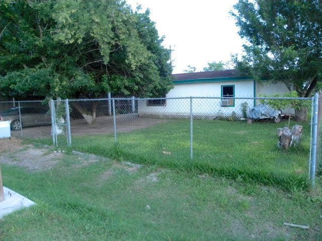 2205 George Washington, Weslaco, TX 78596 - photo 1