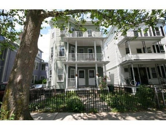 47 Norris St unit 3, Cambridge, MA 02140 - photo 1