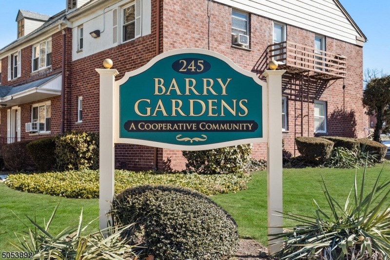 245 Passaic Ave unit F16, Passaic, NJ 07055 - photo 1