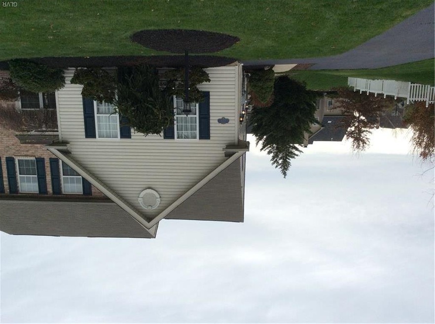 2170 Woodridge Dr, Macungie, PA 18062 - photo 1