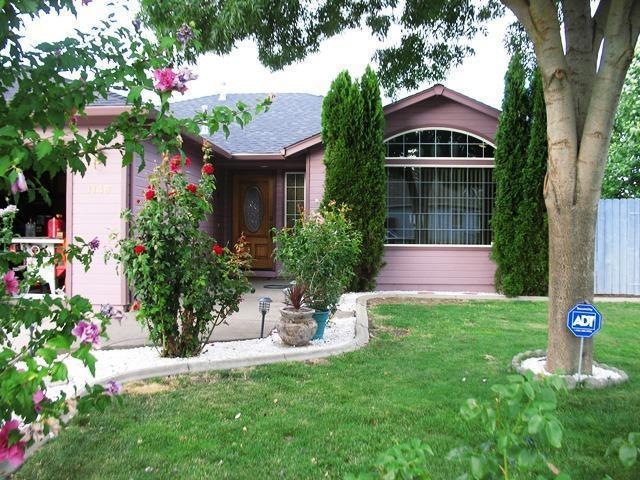 1146 Glengrove Ave unit 5, Central Point, OR 97502 - photo 1