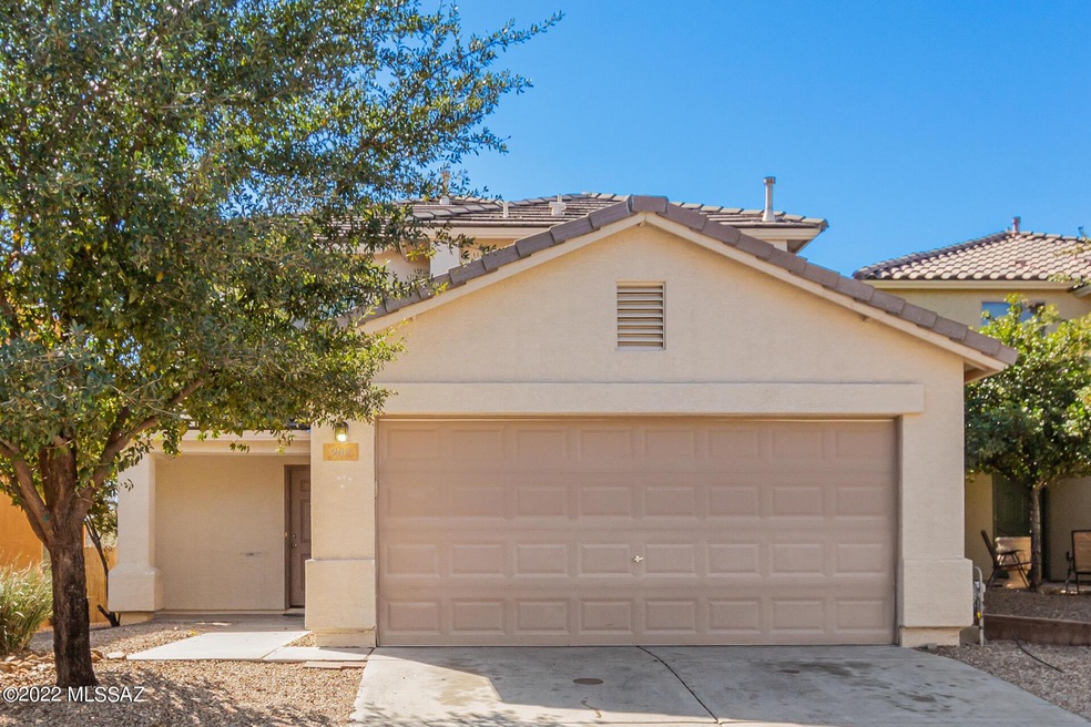 4 bed 2 bath home green valley -2