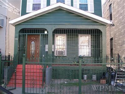 424 Bronx Park Ave, Bronx, NY 10460 - photo 1