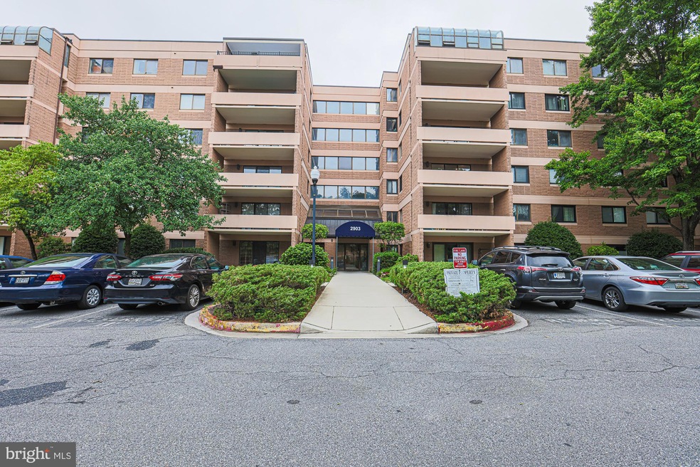 2903 Fall Staff Apt Fallstaff Rd unit 601, Baltimore, MD 21209 - photo 1