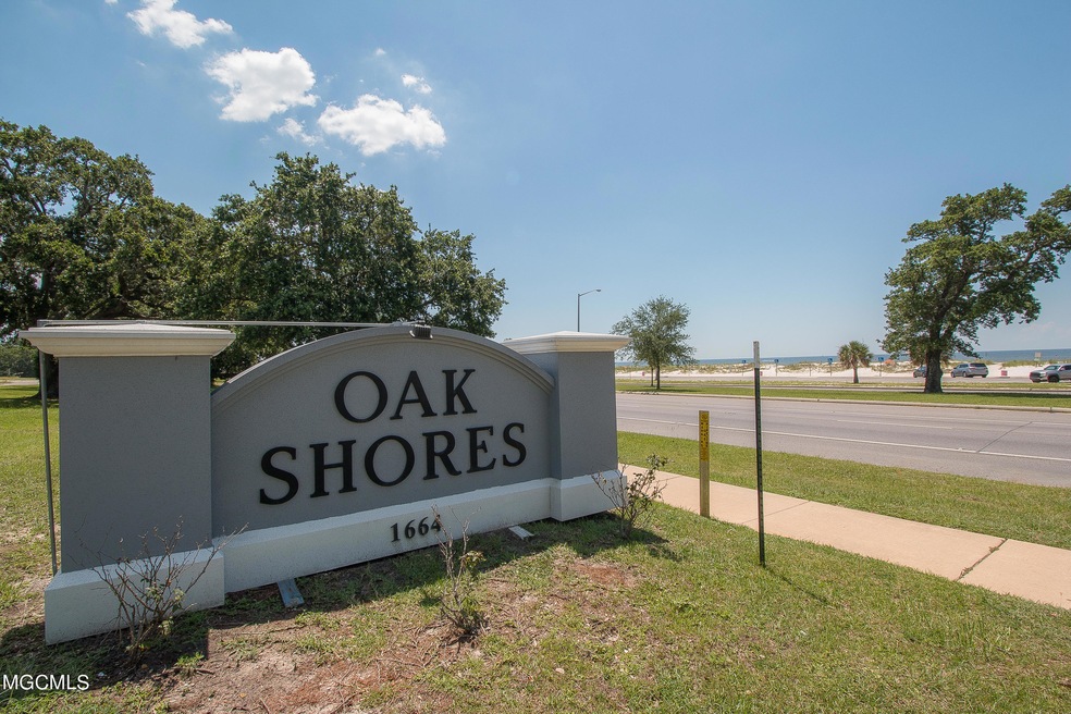 Oak Shores