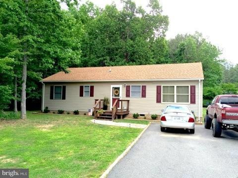 56 Shirley Ln, Montross, VA 22520 - photo 1