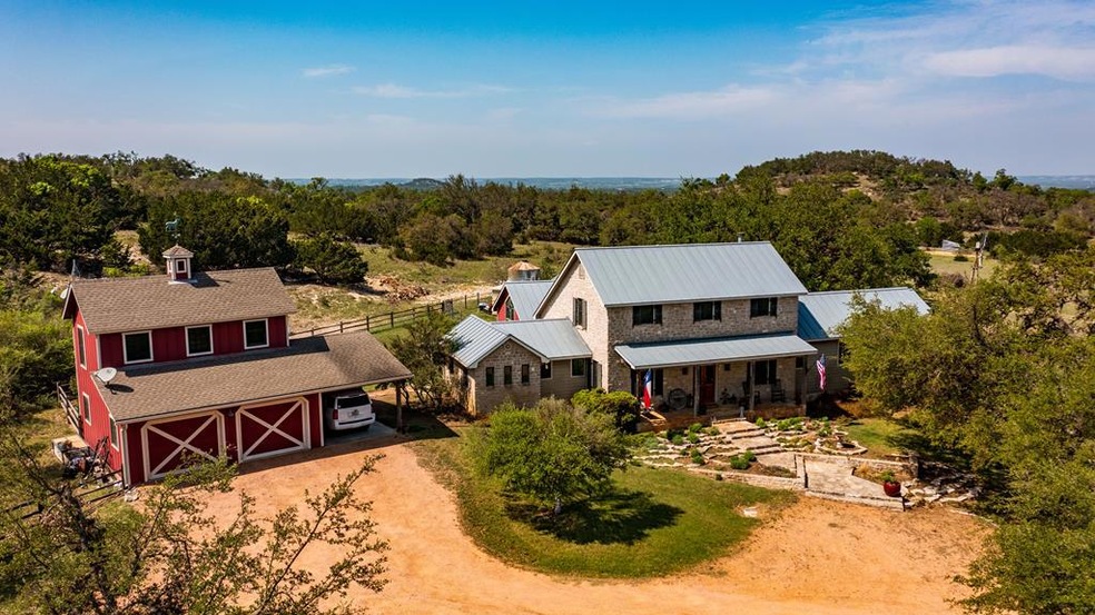 352 Cherokee Trace, Fredericksburg, TX 78624 - photo 1