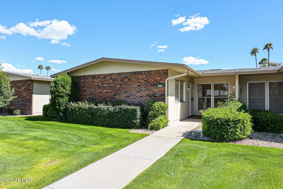 17655 N Del Webb Blvd, Sun City, AZ 85373 - photo 1