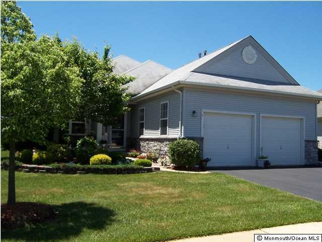 6 Chaucer Cir, Manchester Township, NJ 08759 - photo 1