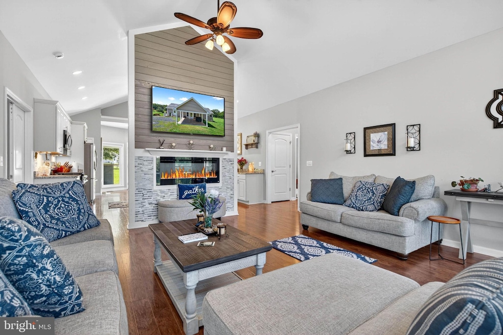 14451 Jenkins Ridge Rd, Culpeper, VA 22701 - photo 1