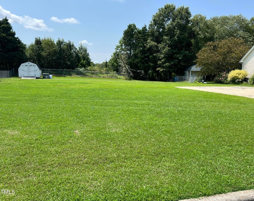 Lot 1